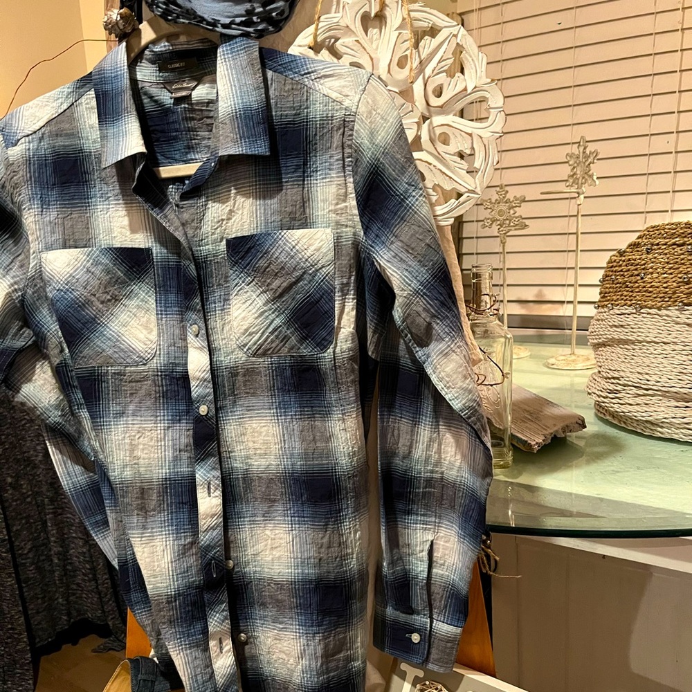 Eddie Bauer light weight cotton “flannel look” shirt size medium